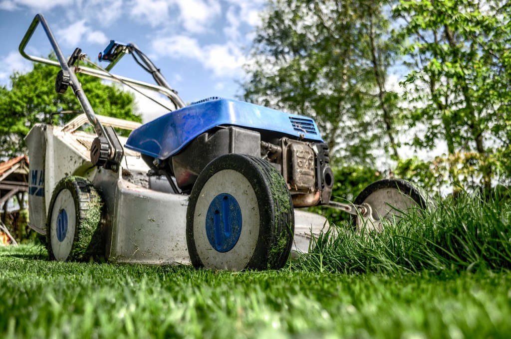lawnmower-rental-property-howard-county