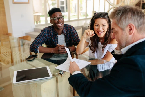 How to Show Rental Properties and Prequalify Tenants Before Showings