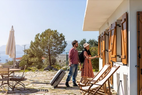 Helpful Tips for Landlords Investing in Vacation Rentals