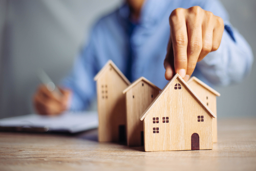 Classification of Real Estate: The 3 Types of Investment Markets Explained