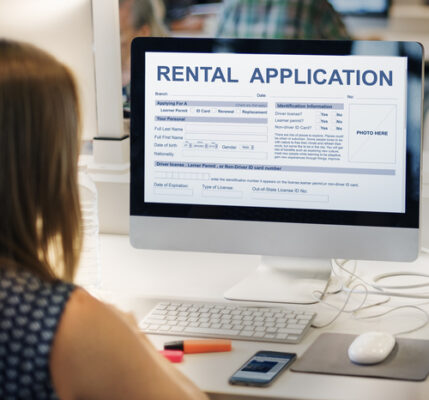 evaluating-rental-applications