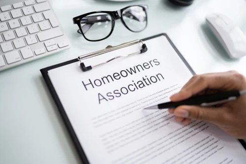 decorating-in-hoa-communities