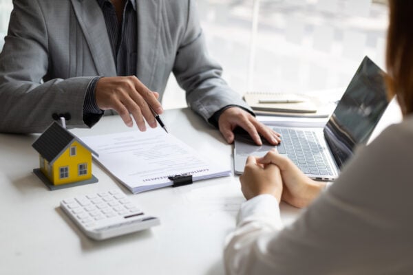 Lease purchase agreement discussion between property owner and renter
